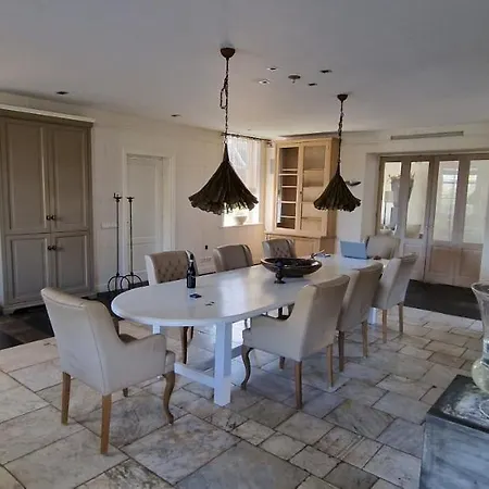 Amsterdam Mansion - Rembrandt *